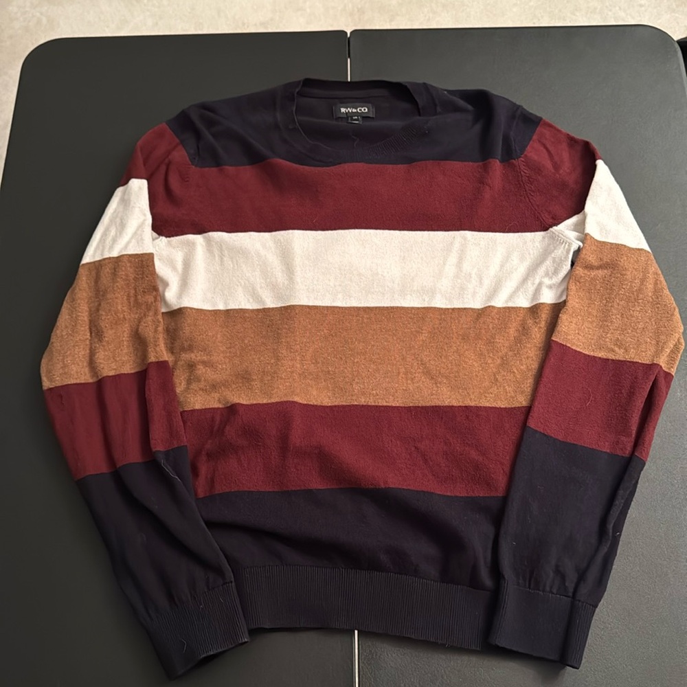RW&CO men's large sweater